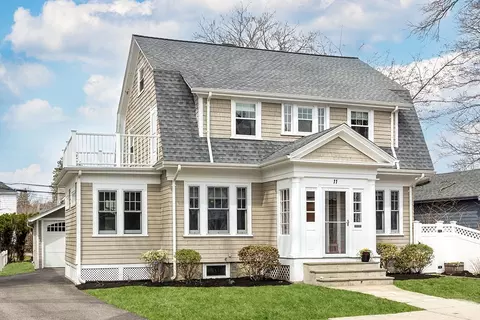 11 Howitt Rd, Boston, MA 02132