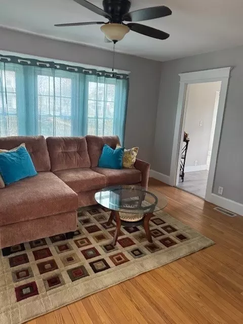 1038 Sumner Ave, Springfield, MA 01118 photo 10