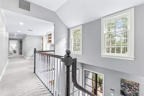 22 Chadwick Rd, Weston, MA 02493 photo 14