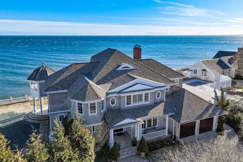 70 Triton Way, Mashpee, MA 02649