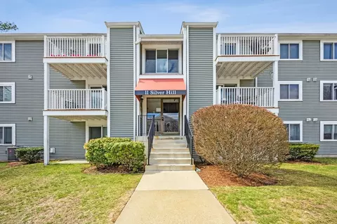 11 Silver Hill Ln #4, Natick, MA 01760