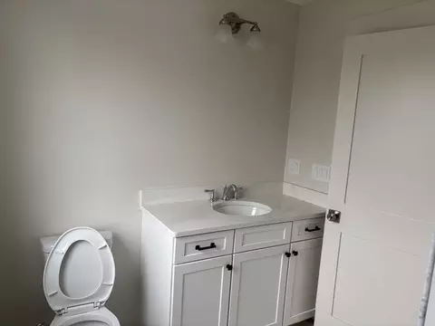 72 Valmor St, Worcester, MA 01604 photo 16