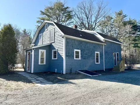 124 Log Plain Rd, Greenfield, MA 01301