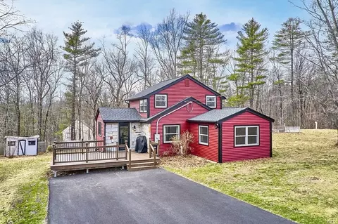 26 Tuttle Rd, Sterling, MA 01564