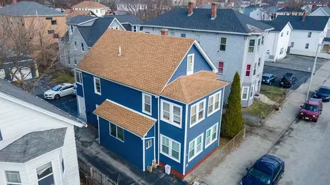 122 Southgate St, Worcester, MA 01603