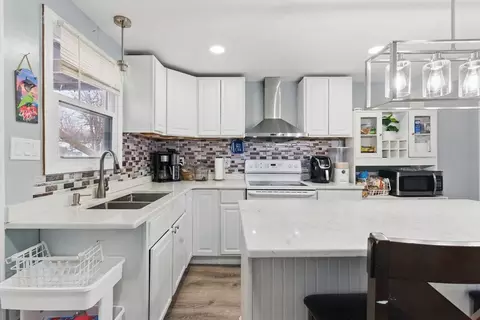 20 West Ave, Webster, MA 01570 photo 5