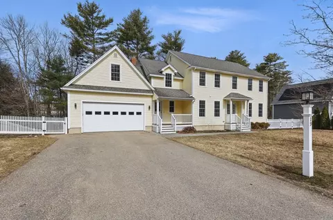 19 Nelson Way, Barre, MA 01005