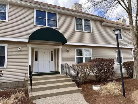 425 Main St #5B, Hudson, MA 01749