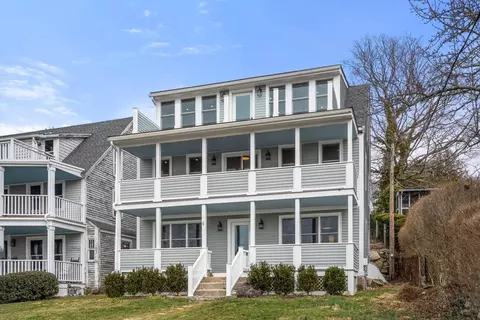 6 River Rd, Gloucester, MA 01930
