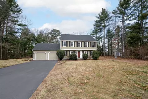 136 Rosewood Dr, Hanson, MA 02341