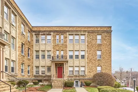 52 High St #20, Methuen, MA 01844