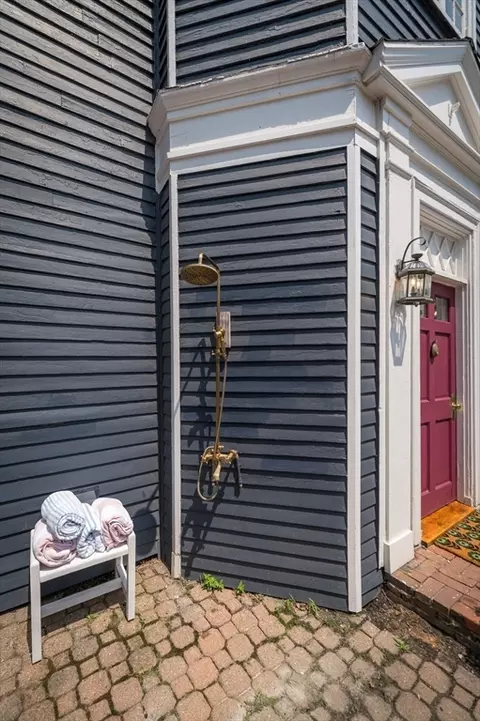 31 Beach Rd, Gloucester, MA 01930 photo 34