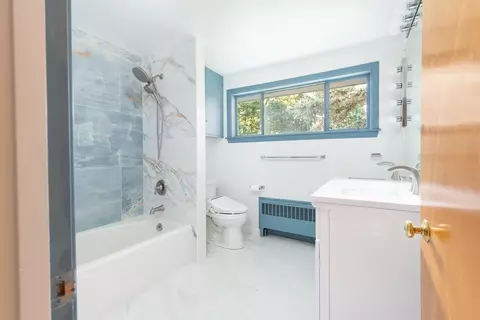 110 Robin Rd, Weston, MA 02493 photo 17