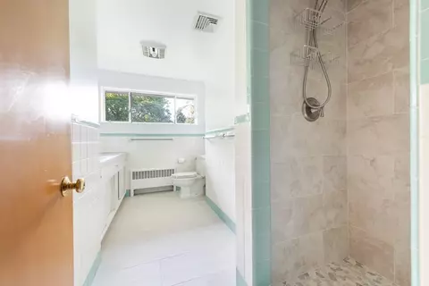 110 Robin Rd, Weston, MA 02493 photo 22