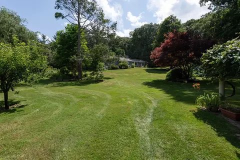 110 Robin Rd, Weston, MA 02493 photo 33
