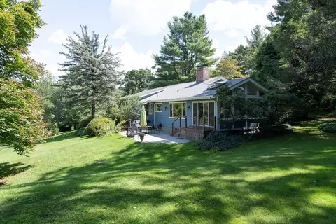 110 Robin Rd, Weston, MA 02493 photo 4
