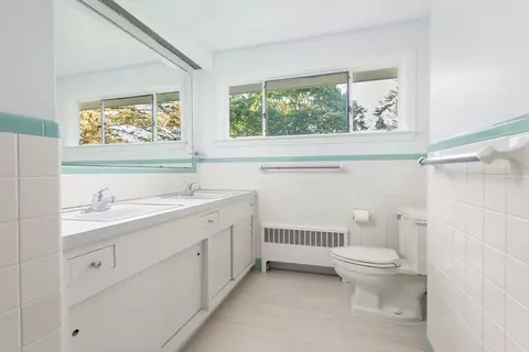 110 Robin Rd, Weston, MA 02493 photo 21