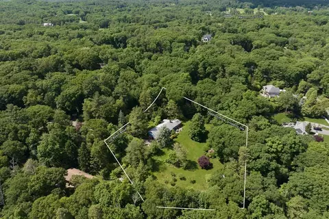 110 Robin Rd, Weston, MA 02493 photo 3