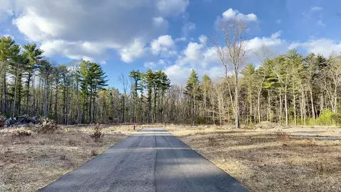 75 Summer St, Easton, MA 02356