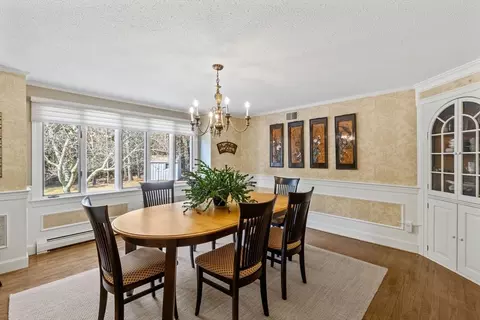 29 Amanda Ct, Cotuit, MA 02635 photo 6