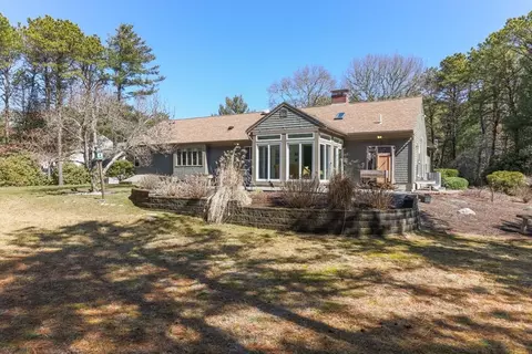 29 Amanda Ct, Cotuit, MA 02635 photo 28
