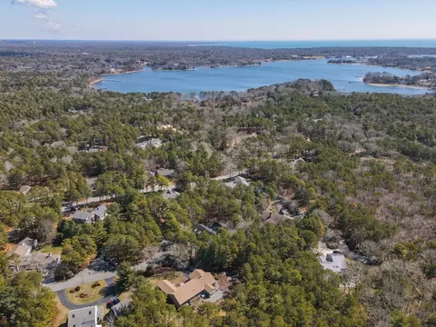 29 Amanda Ct, Cotuit, MA 02635 photo 34