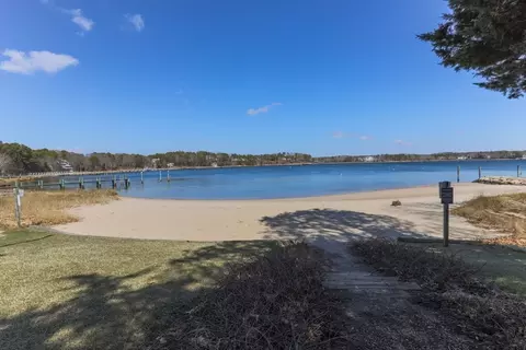 29 Amanda Ct, Cotuit, MA 02635 photo 38