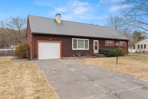 7 Blueberry Hill Rd, Groveland, MA 01834