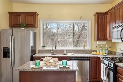 19 Railroad St #E2, Acton, MA 01720 photo 9