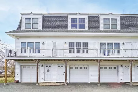 19 Railroad St #E2, Acton, MA 01720