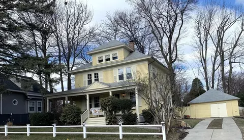 25 Clark St, Worcester, MA 01606 photo 3