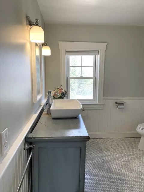 25 Clark St, Worcester, MA 01606 photo 31