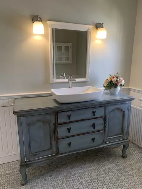 25 Clark St, Worcester, MA 01606 photo 32