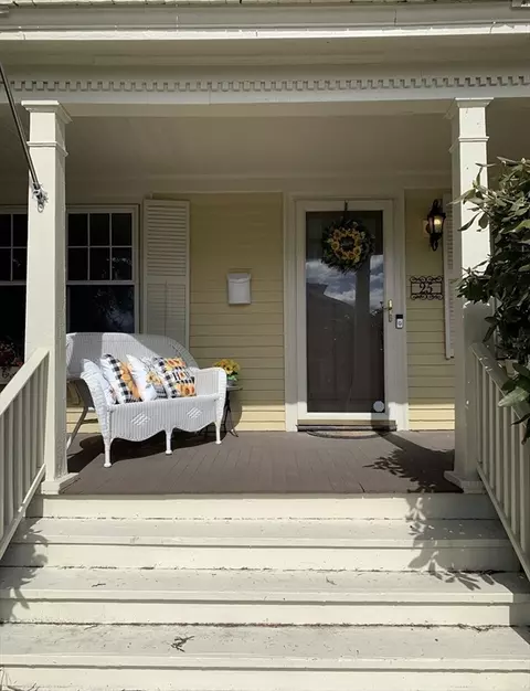 25 Clark St, Worcester, MA 01606 photo 5
