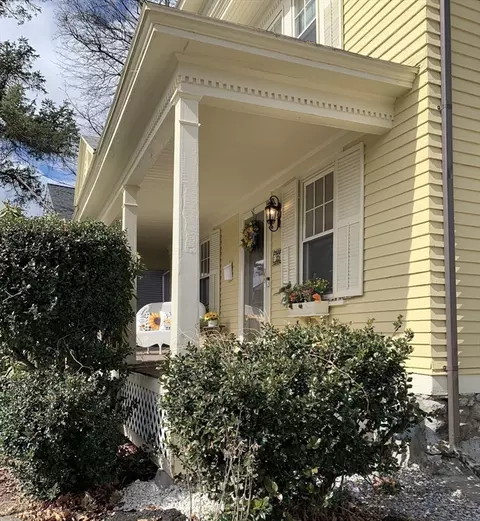 25 Clark St, Worcester, MA 01606 photo 6