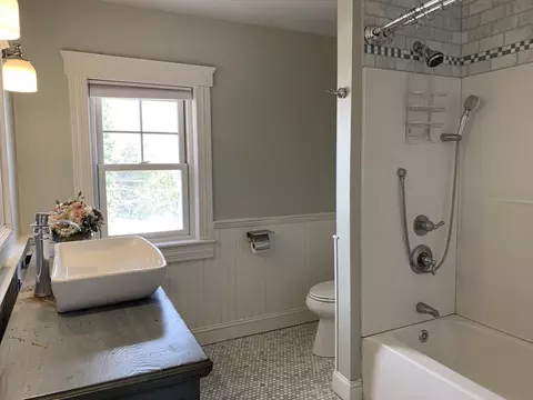25 Clark St, Worcester, MA 01606 photo 33