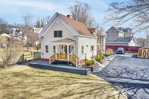 22 Mechanic St, Orange, MA 01364
