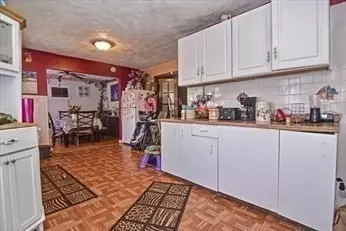 Entry Way - 9 Carter St, Everett, MA 02149 photo 1 of 2