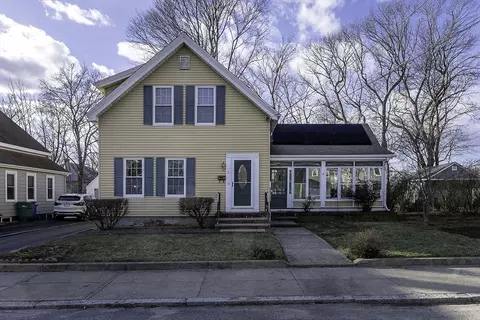 7 Grove St, Attleboro, MA 02703