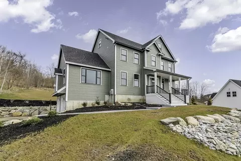 122 Seven Sister Rd, Haverhill, MA 01830