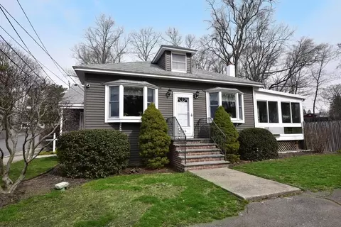216 Fisher St, North Attleboro, MA 02760