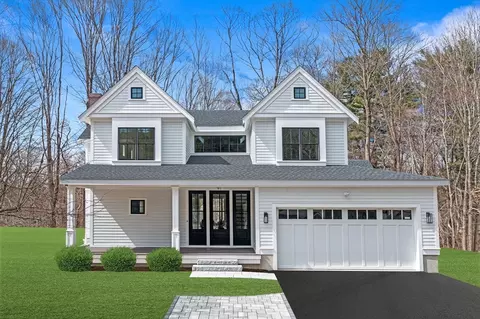 91 Seaver St, Wellesley, MA 02481