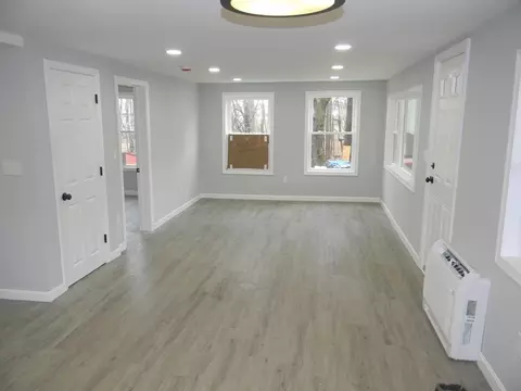 15 Mccarthy Ln, Orange, MA 01364 photo 9