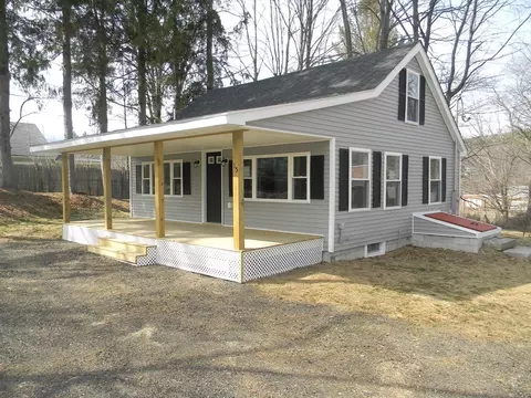 15 Mccarthy Ln, Orange, MA 01364 photo 3