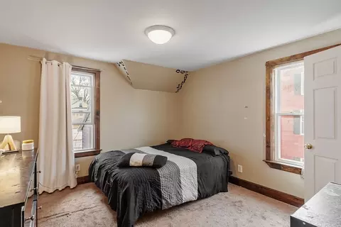 Bedroom - 11 Home St, Worcester, MA 01609 photo 2 of 7