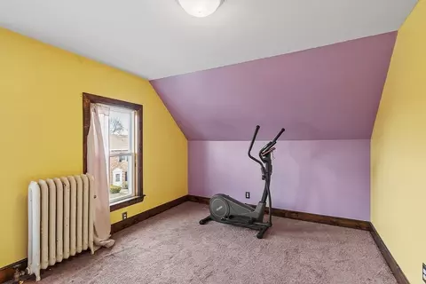 Bedroom - 11 Home St, Worcester, MA 01609 photo 6 of 7