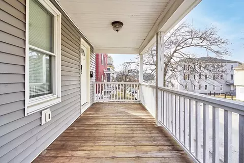 Exterior - 11 Home St, Worcester, MA 01609 photo 2 of 6