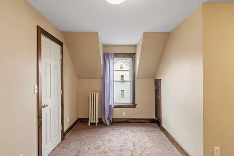 Bedroom - 11 Home St, Worcester, MA 01609 photo 1 of 7