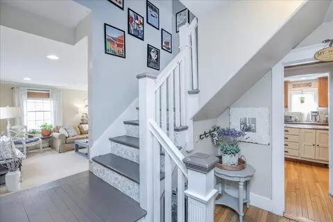 23 Beacon St, Danvers, MA 01923 photo 5