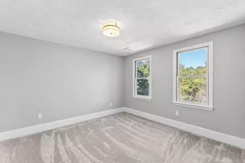Bedroom - 310 Charge Pond Rd, Wareham, MA 02571 photo 6 of 8
